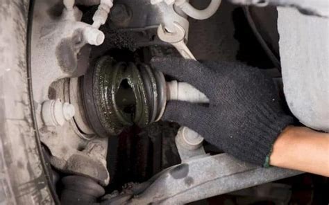 Leaking Axle – Symptoms, Causes And Repair Cost